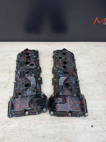 08-13 BMW E90 E92 E93 M3 S65 V8 Valve Covers Pair Paint Splatter 7838268 7838267