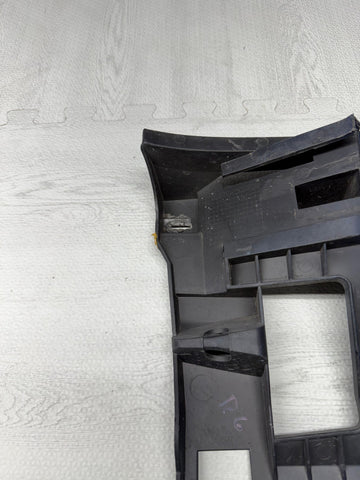 01-06 BMW E46 M3 Front Right Passenger Side Guard Bracket OEM 2695248 *Notes