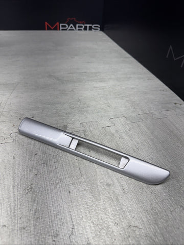 01-06 BMW E46 M3 OEM Fender Side Marker Molding Trim RH Titan Silver