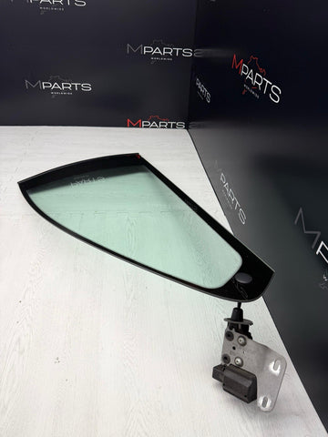 BMW 01-06 E46 323 325 330 M3 Passenger Rear Side Window Glass 8209404