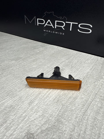 BMW 01-06 E46 M3 Turn Corner Light Lamp Side Marker Left Amber OEM 63137165845