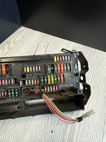 BMW OEM M5 M6 750I 650I 640I F06 F12 FRONT POWER DISTRIBUTION RELAY FUSE BOX