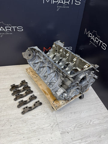 BMW 12-14 F06 F10 F12 F13 M5 M6 E70 E71 X5M X6M 4.4L S63 ENGINE MOTOR BLOCK