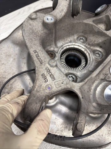 BMW X3 M F97 20-24 Rear Right Side Spindle Knuckle Bearning Hub