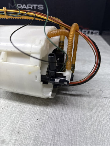 BMW X3M X4M F97 F98 Engine Fuel Pump Sending Unit Assembly 2020 2021 OEM