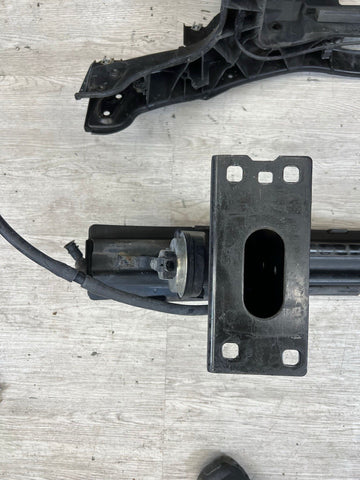 (PICKUP ONLY) BMW 07-13 E90 E92 E93 Radiator Support Core + Reinforcement Beam