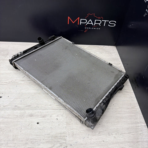 08-13 BMW E90 E92 E93 M3 S65 MAIN ENGINE COOLING RADIATOR CONDENSER ASSEMBLY OEM