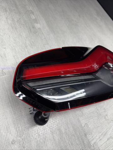 23-25 OEM BMW G22 G87 M2 M240 Rear Right Passenger Tail Light * Separating Lens*