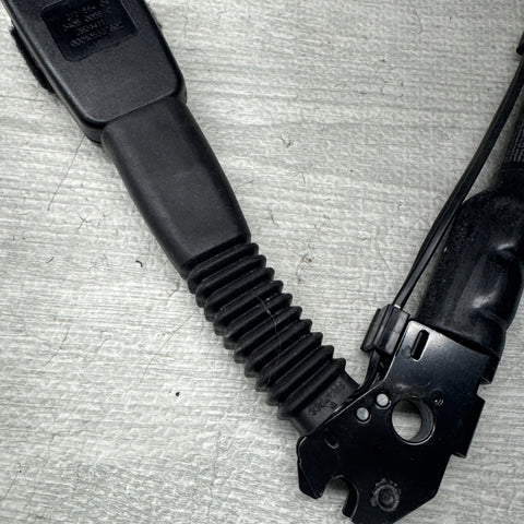 OEM BMW E82 E84 E88 E89 E90 E92 Front Right Passenger Seat Belt Buckle Tensioner