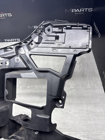 BMW G82 M4 REAR LEFT BUMPER SIDE LATERAL SUPPORT 51128074727 ORIGINAL