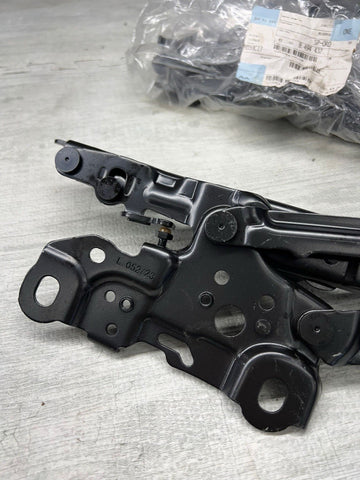 BMW 19-25 G20 G80 M3 330 430 HOOD HINGES 7450590 4100 8494432 OEM