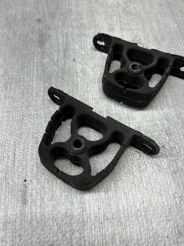 Exhaust Hangers Bracket Holders Mounts Pair BMW E38 E36 Z3 Z3M 18211704198