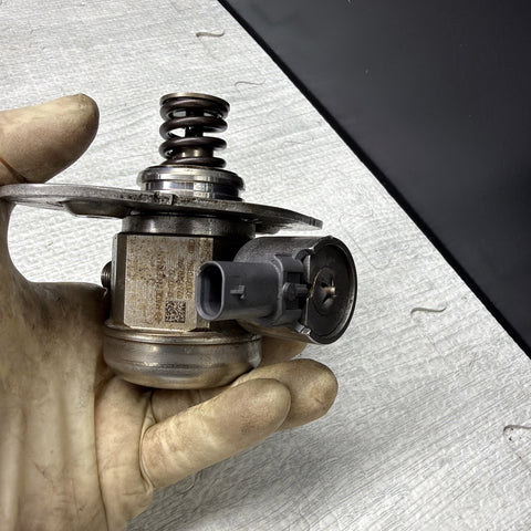 12-19 BMW High-pressure Pump M5 M6 650i X5M 8604232 F15 F85 F01 F02 F10 F13 F06