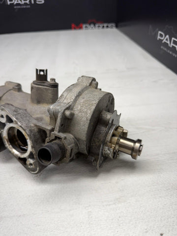 BMW F80 F82 F83 M3 M4 S55 Engine Vacuum Pump without High Pressure Fuel Pump OEM