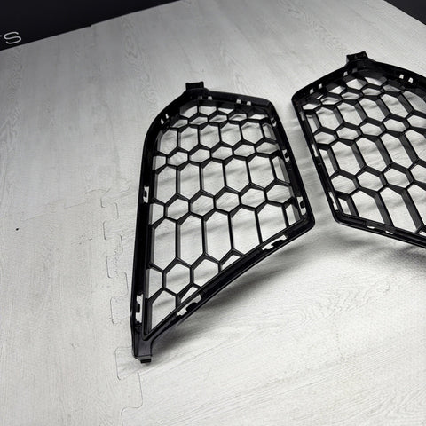 FRONT BUMPER SIDE AIR DUCTS TRIMS GRILLES SET 21-25 BMW G80 G82 G83 M3 M4