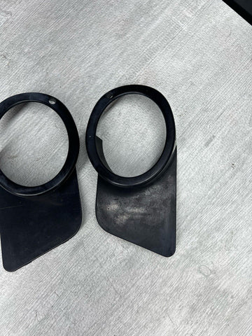 2000-2003 BMW E39 M5 FRONT LOWER FOG LIGHT GRILLES TRIMS OEM 51112496283