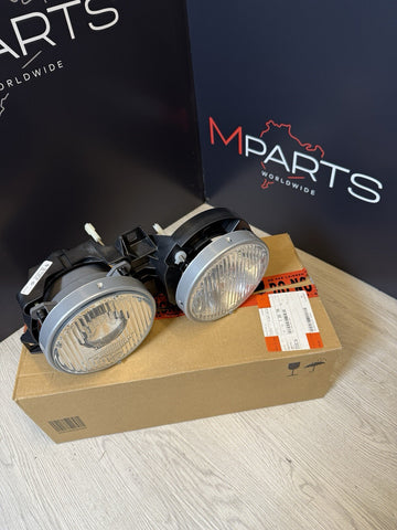 NEW OEM BMW E30 325 M3 87-89 PASSENGER RIGHT XENON HEADLIGHT LAMP LIGHT