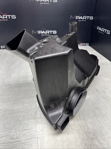 08-13 OEM BMW E90 E92 E93 M3 Engine S65 Airbox Air Intake Box *Notes*