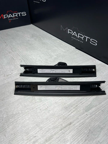 BMW OEM E60 550 M5 04-10 REAR LEFT RIGHT QUARTER SMALL WINDOW SUN SHADES BLINDS