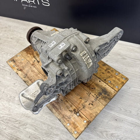 PORSCHE MACAN 16-18 REAR AXLE 2.0L DIFFERENTIAL 95B525015K OEM 30k + CLOCKSPRING