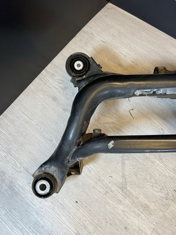 01-06 BMW E46 M3 REAR SUSPENSION SUBFRAME AXLE CARRIER CRADLE