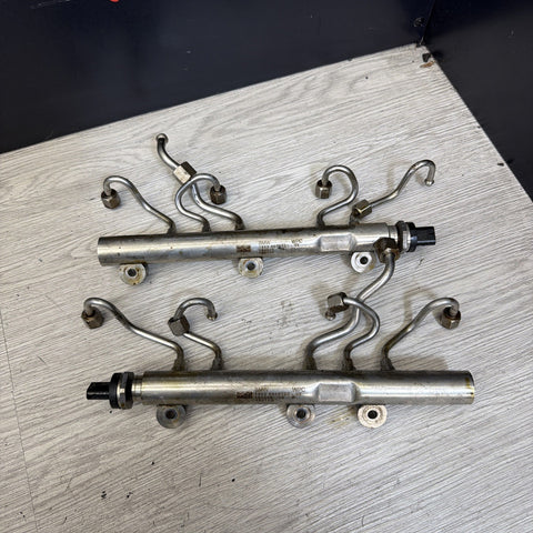 BMW F10 F12 M5 M6 RIGHT & LEFT FUEL RAIL PAIR 8649320 8649321