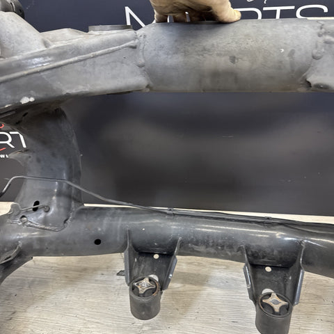 BMW E90 E92 E93 M3 08-13 REAR AXLE CARRIER SUB FRAME CROSSMEMBER CRADLE