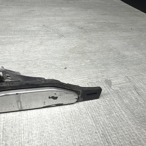 01-06 BMW E46 M3 Right Passenger Head Light Washer Jet Trim Cover 8256179 Silver