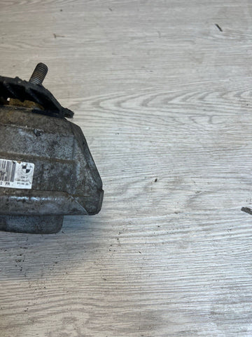 Left Driver Engine Mount Mounting Suspension OEM 06-10 BMW E60 E63 E64 M5 M6