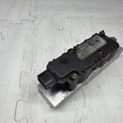 BMW S54 E46 M3 VANOS Control Solenoid Valve Block MCU 2001-2006