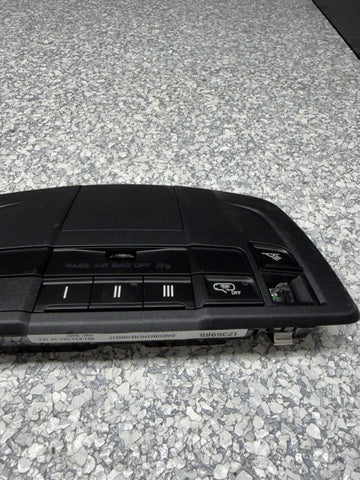 2025 Porsche Cayman GT4 RS Overhead Console / Dome Lights #5316 L2 OEM