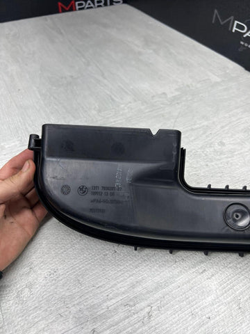 2008–2013 BMW M3 E90/E92/E93 Front Inlet Intake Pipe Air Duct Engine OEM 7838285