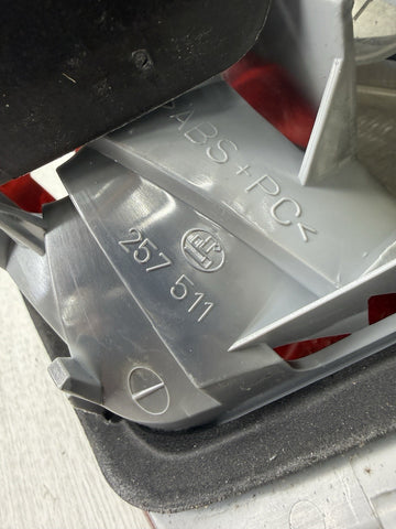 Inner Trunk Lid Tail Lights Pair 99-03 BMW E46 325 330 M3 Coupe Convertible