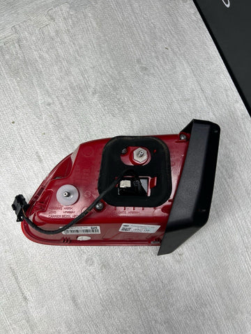 GENUINE PORSCHE Macan 2015-2018 Left Inner Tail Light Assembly 95B-945-093-AA