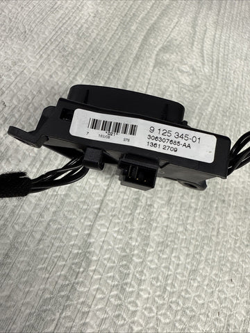 BMW E82 E88 E90 E92 E93 335 M3 BMW Steering Wheel Harness Buttons 7842434