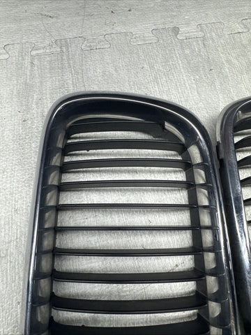 BMW E36 328IC M3 318I 320I 325I Front Bumper Kidney Grille Pair OEM Chrome