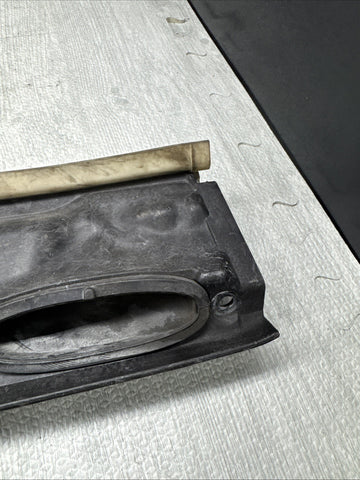 08-13 BMW E90 E92 E93 M3 DOME STRUT V BRACE COVERS GROMMETS HOUSING