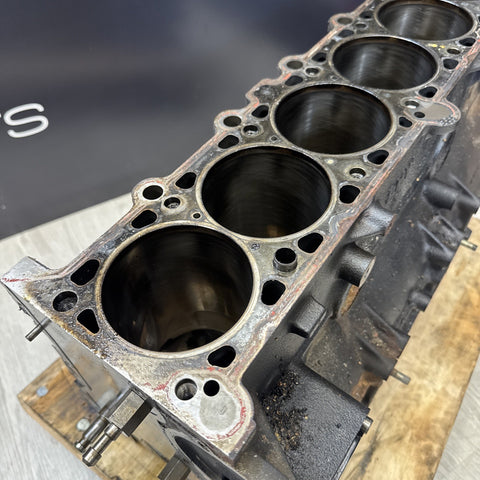 BMW OEM GENUINE E36 M3 Z3M S52 BARE CAST IRON ENGINE BLOCK 3.2 3.2L 11111405514