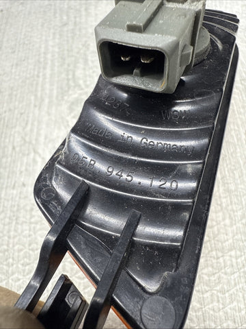 OEM Passenger Right Side Marker Light 95B945120 Porsche Macan 2015-2022