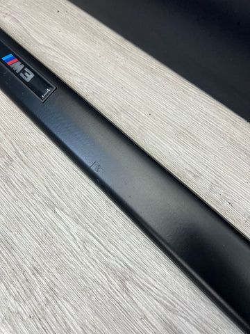 BMW 94-99 E36 M3 COUPE DOOR MOULDING FRONT BLACK LEFT DRIVER OEM