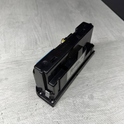1996-1999 BMW 3 Series E36 Digital Climate Control Unit OEM 8379521
