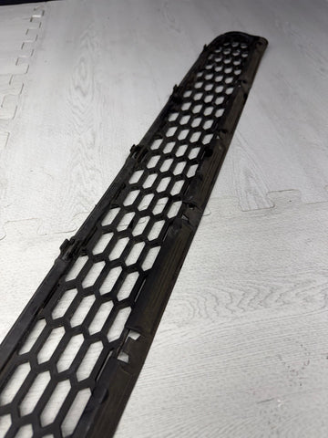 08-13 BMW E90 M3 Sedan Rear Bumper Grille Center Genuine OEM 8040878