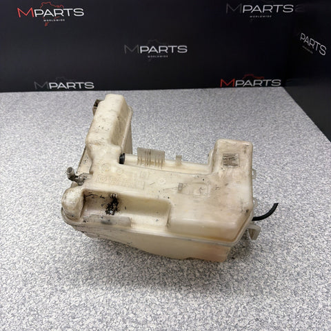 BMW 01-06 E46 330 M3 Washer Fluid Tank Reservoir W/ Headlight Washer 61677895231