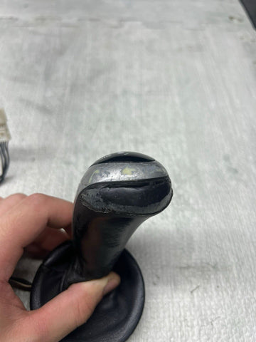 06-10 BMW E60 E63 E64 M5 M6 SMG Transmission Shift Knob & Boot 25162282750