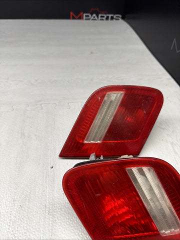 03-06 BMW E46 325 330 M3 Trunk Mounted Inner Tail Lights 6920706
