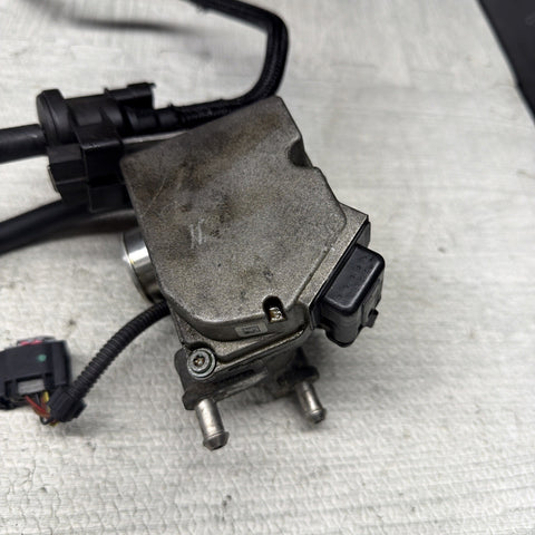 08-13 OEM BMW E90 E92 E93 M3 S65 Engine Idle Control Valve Actuator 7838024