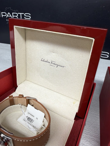 NEW Salvatore Ferragamo Women's Wrist Watch Wristwatch Leather Strap