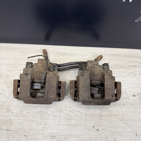 BMW E30 325e 318I 318IS 320I 325I Rear Brake Caliper Pair OEM