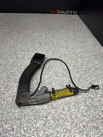 BMW X3 X5 E83 E53 Left Lower Seat Belt Buckle With Tensioner OEM 9119539
