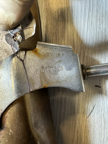 (PICKUP ONLY) 19-21 AUDI Q8 Q7 OEM MUFFLER EXHAUST PIPE 4M0253300Q 4M0253211P